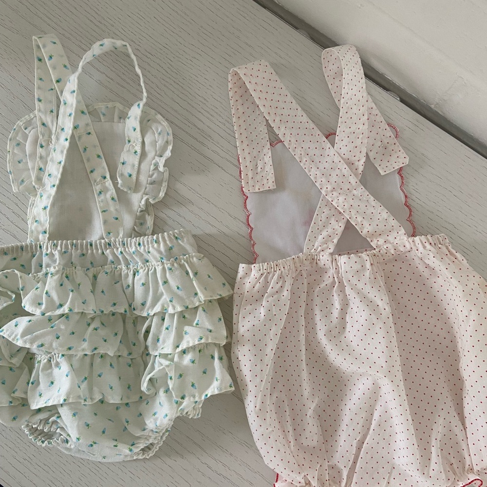baby girl size 3-6 months 1970 classic summer lightweight suspender rompers